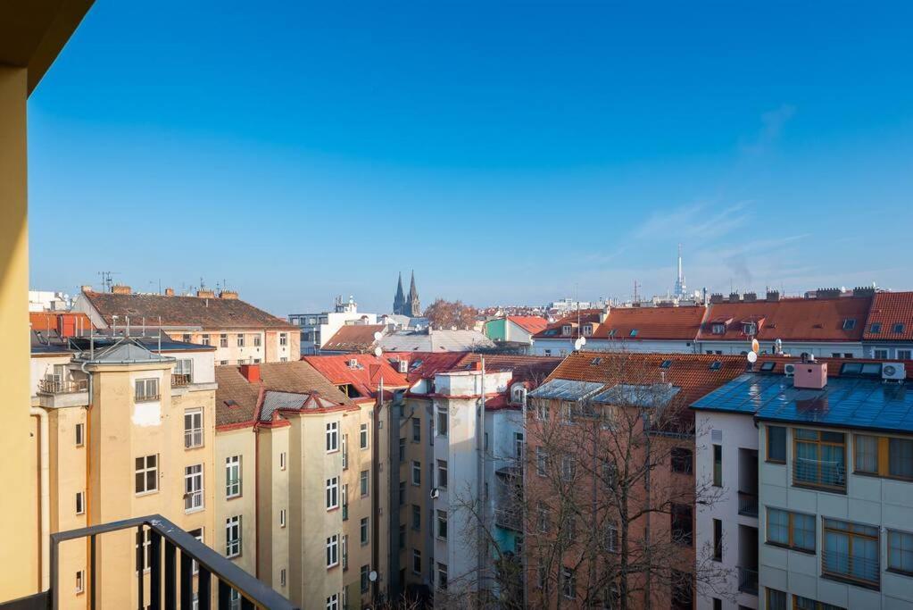 Sunny Safron Apartment Prague Ngoại thất bức ảnh