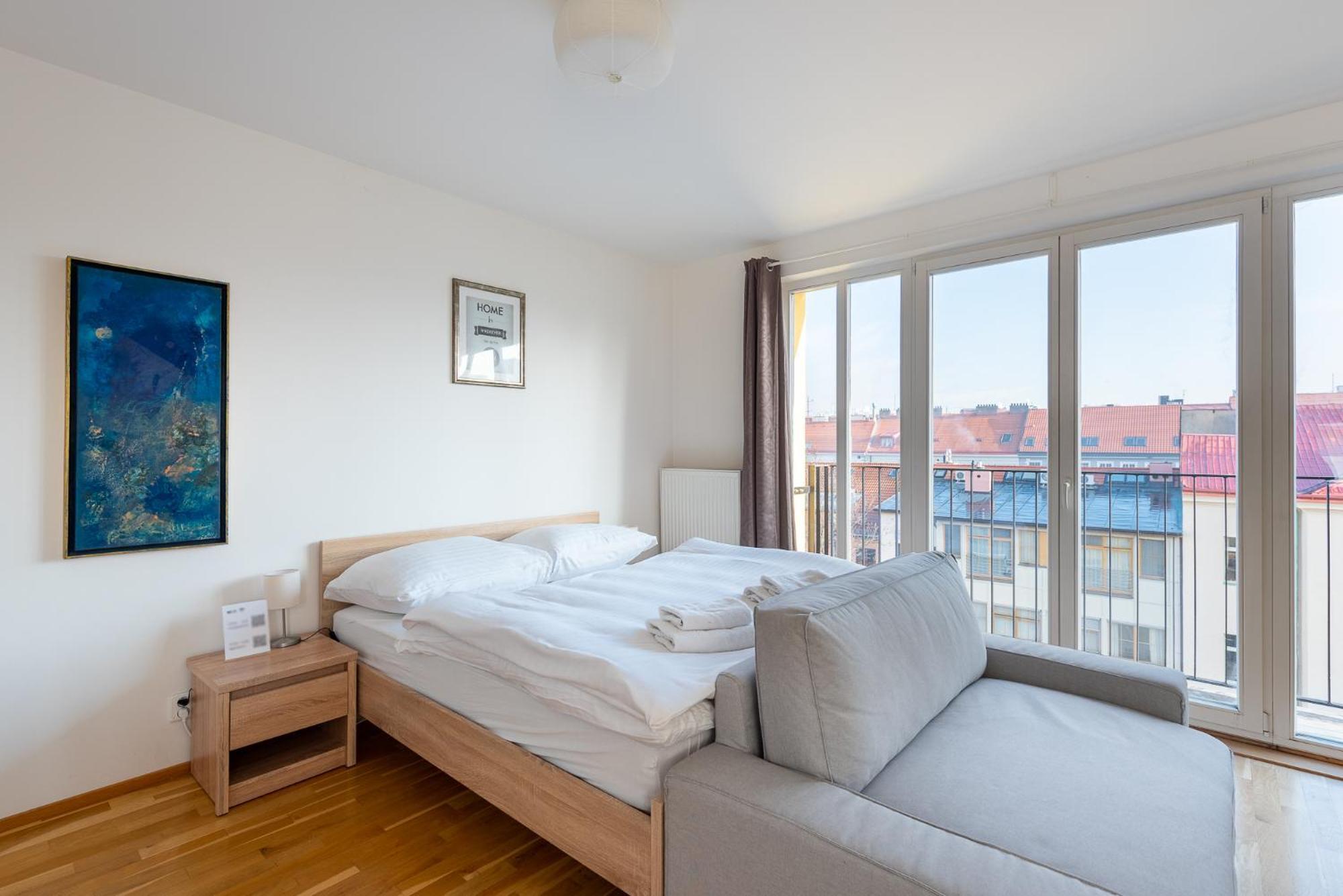 Sunny Safron Apartment Prague Ngoại thất bức ảnh