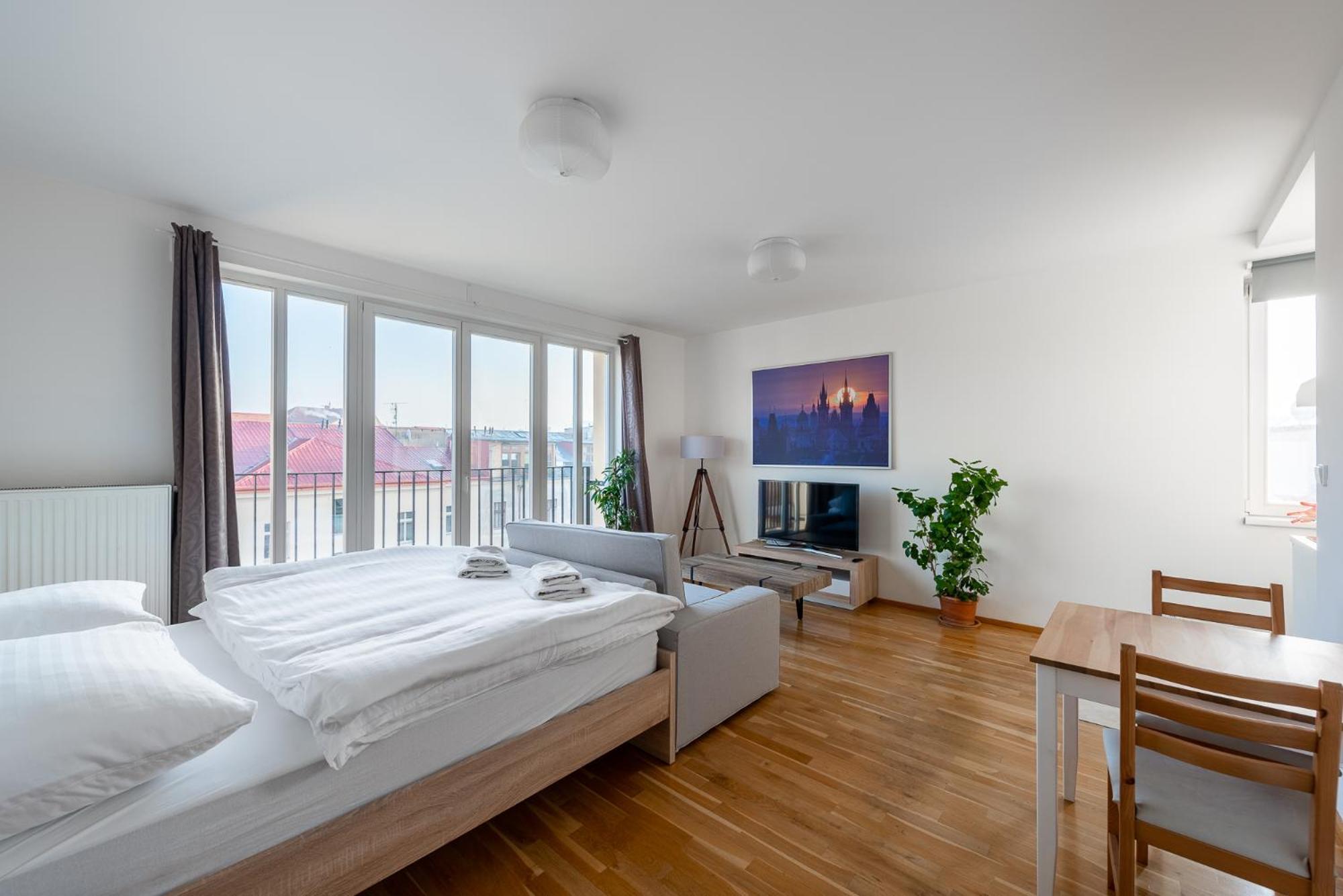 Sunny Safron Apartment Prague Ngoại thất bức ảnh